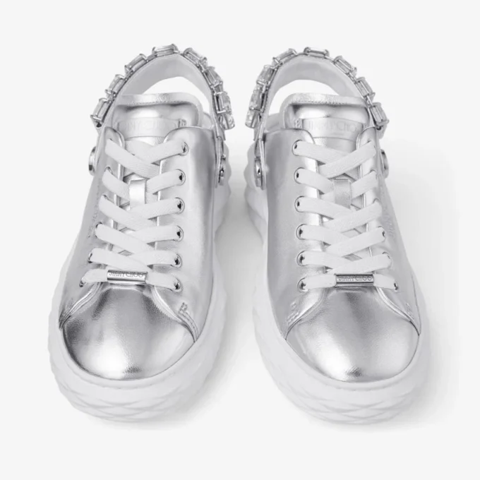 クリスタルストラップ付き Diamond スリング シルバーメタリックレザー スリッパトレーナー