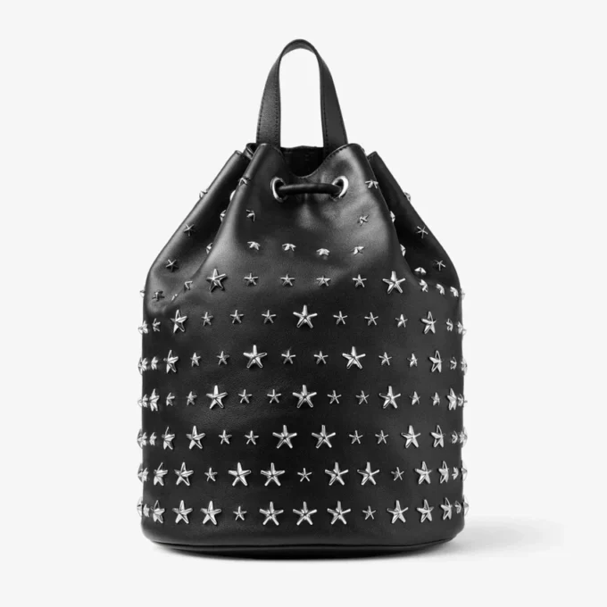 jimmy choo ノワール ケイ・ニノミヤ バックパック  メタル製のマルチスター装飾をあしらったブラックナッパレザー製バックパック