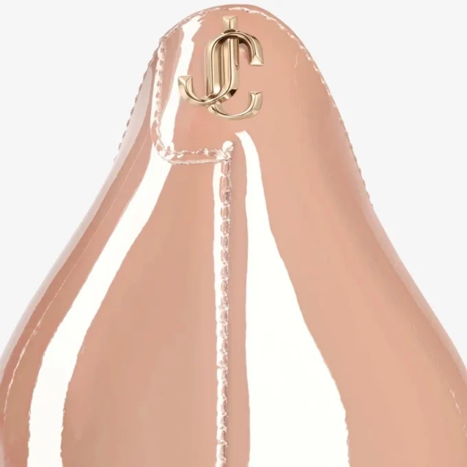 Love 85 バレエピンク パテントレザー ポインテッドトゥ パンプス（Jcエンブレム付き）