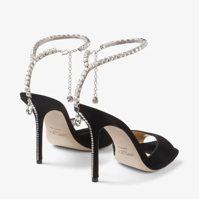 Saeda Sandal 100 ブラック スエード サンダル（クリスタル装飾付き）